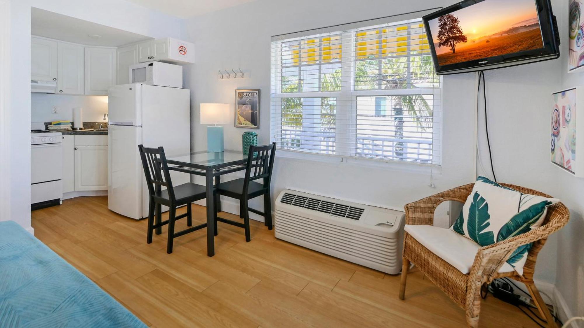 Coconut Inn Pass-A-Grille Beach St. Pete Beach Eksteriør billede