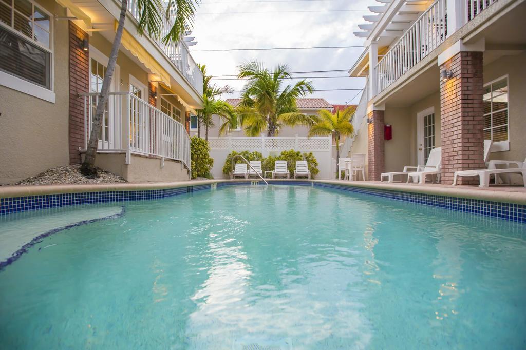 Coconut Inn Pass-A-Grille Beach St. Pete Beach Eksteriør billede